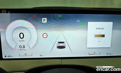 Genesis GV70 2025 2.5 Автомат в Москве № 614500, миниатюра 8