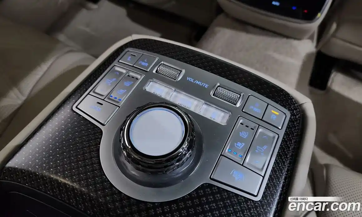 Genesis G80 2025 2.5 Автомат в Москве № 614538, фото 18