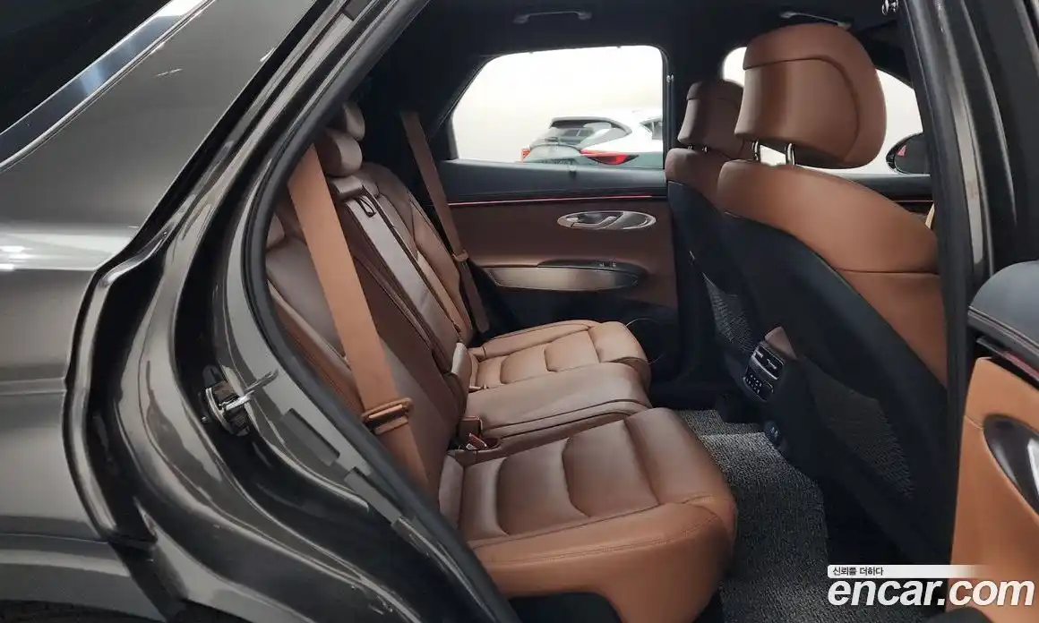 Genesis GV70 2025 2.5 Автомат в Москве № 614566, фото 12