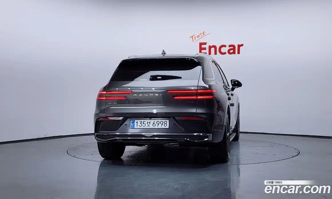 Genesis GV70 2025 2.5 Автомат в Москве № 614566, фото 4