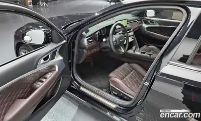 Genesis G70 2024 2.5 Автомат в Москве № 614630, миниатюра 11
