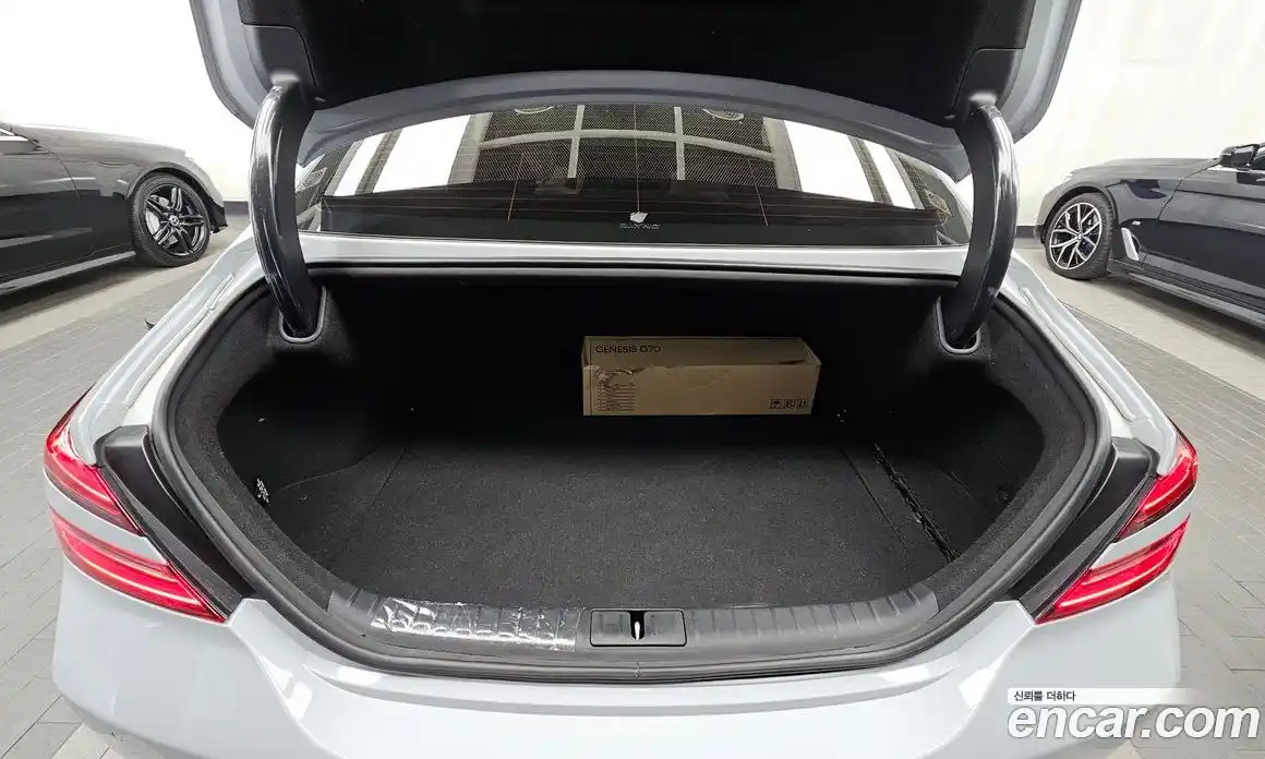 Genesis G70 2023 2.0 Автомат в Москве № 614778, фото 20
