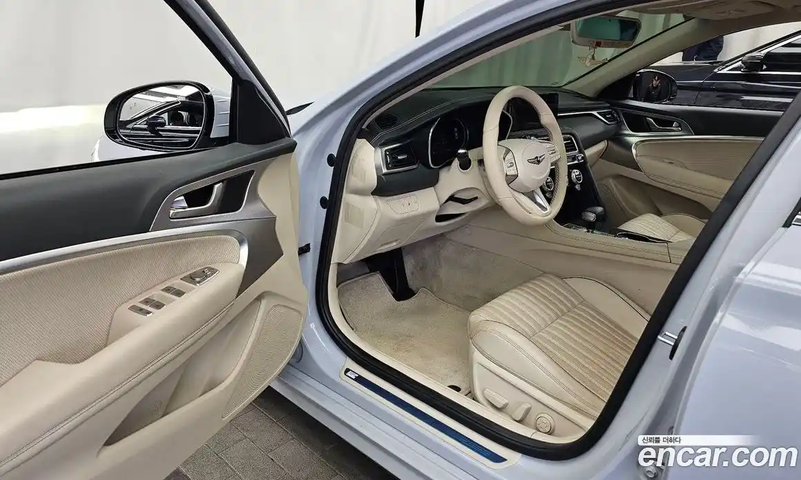 Genesis G70 2023 2.0 Автомат в Москве № 614778, фото 10