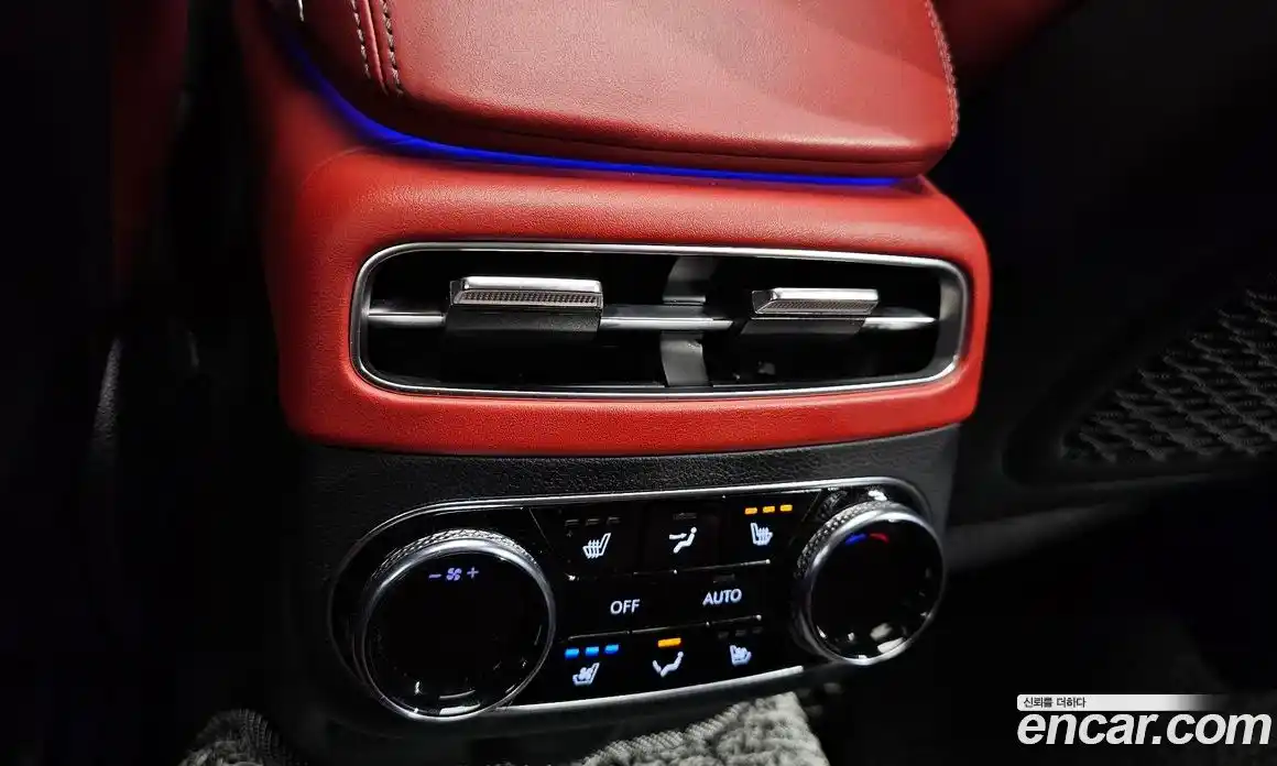 Genesis GV70 2024 2.5 Автомат в Москве № 614802, фото 17