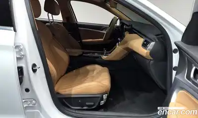 Genesis G70 2022 2.0 Автомат в Москве № 614837, миниатюра 9