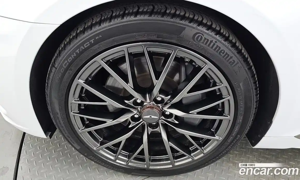 Genesis G80 2018 3.3 Автомат в Москве № 615103, фото 4