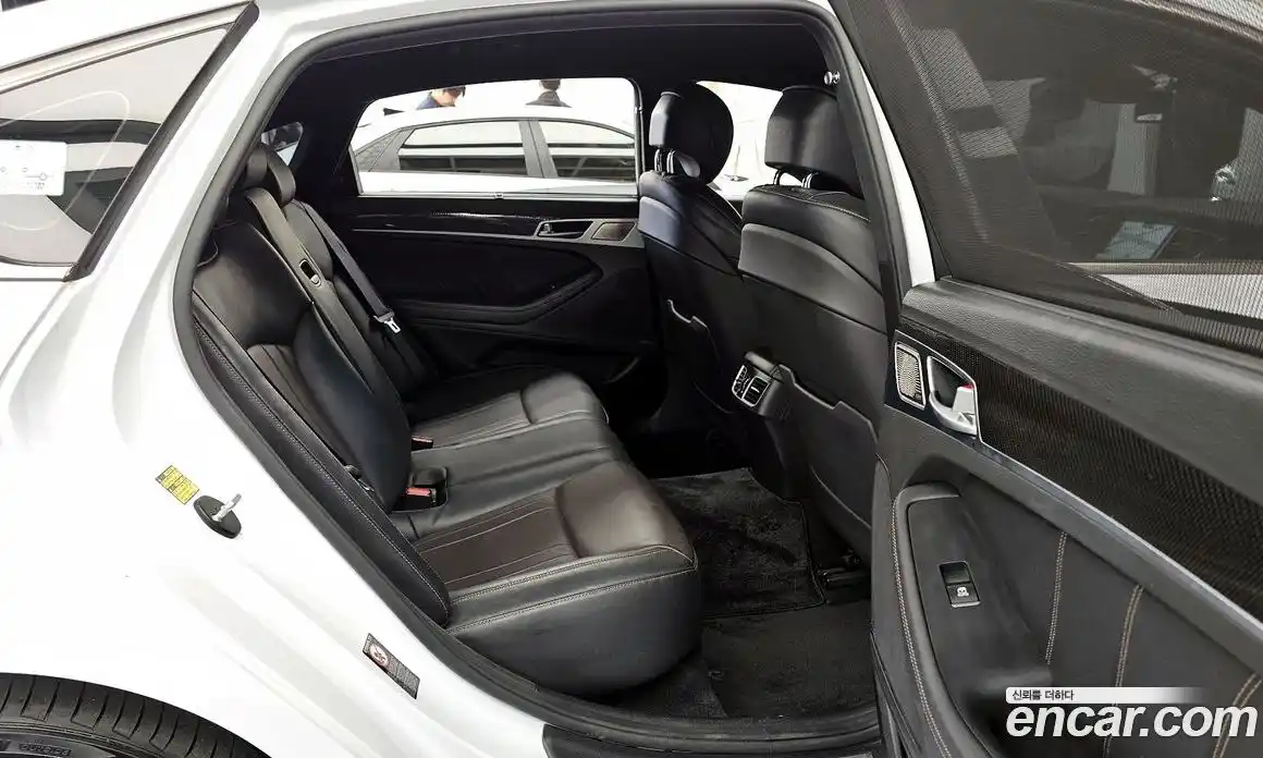 Genesis G80 2018 3.3 Автомат в Москве № 615327, фото 12