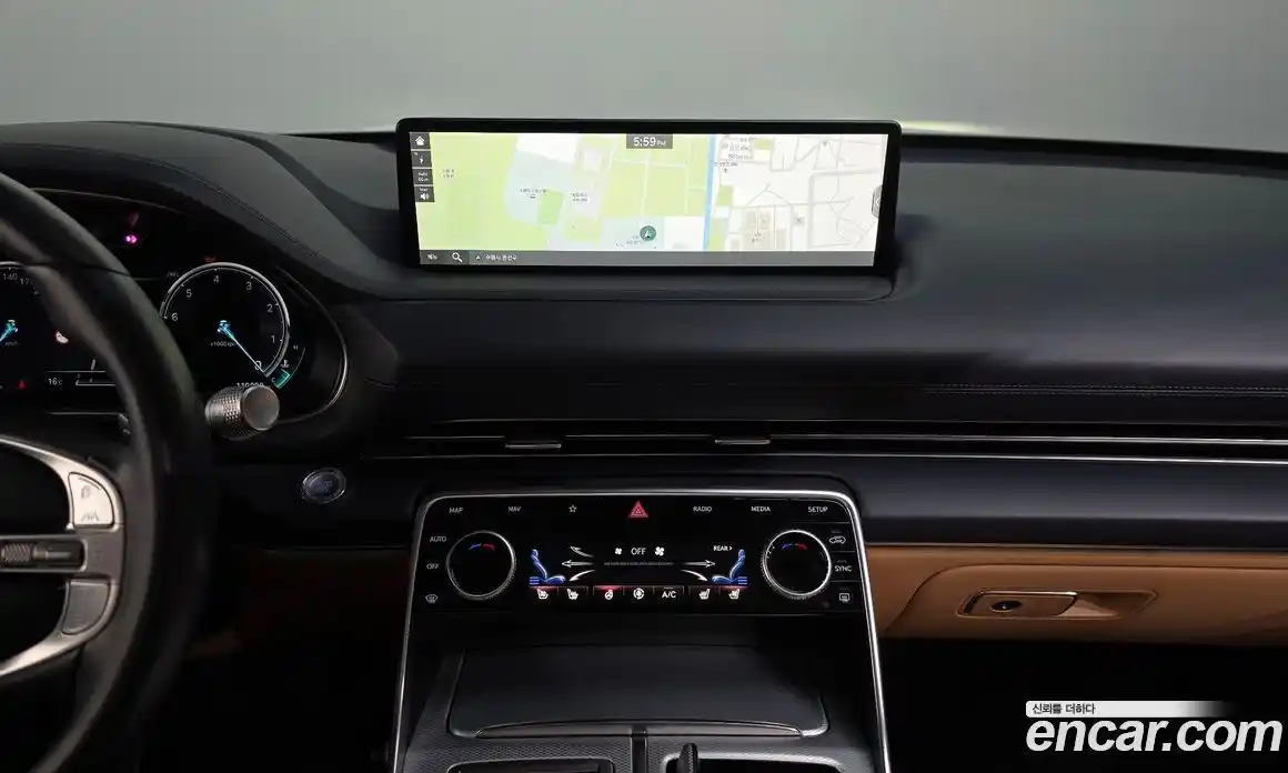 Genesis GV80 2022 3.0 Автомат в Москве № 615657, фото 13