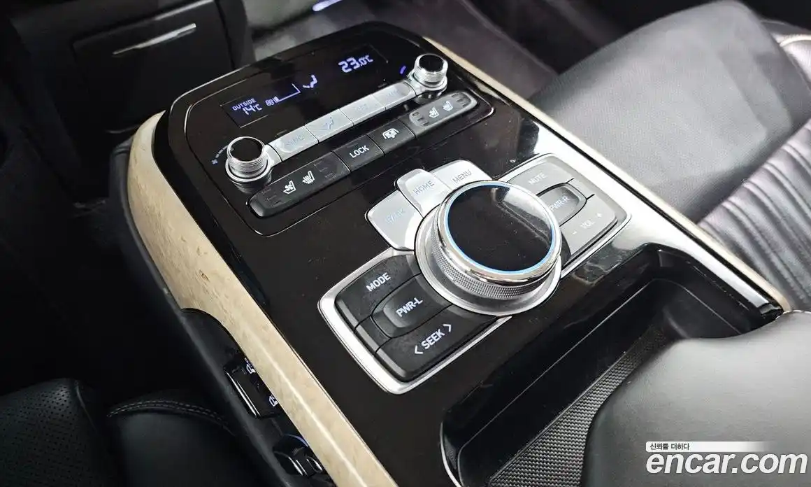 Genesis G90 2020 3.8 Автомат в Москве № 615699, фото 16