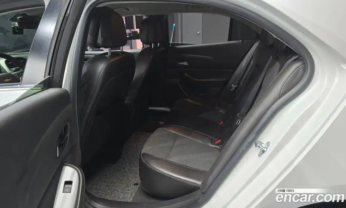 Chevrolet Malibu 2015 2.0 Автомат в Москве № 616403, фото 13