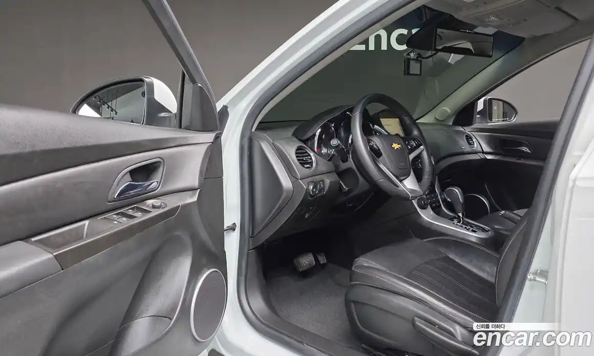 Chevrolet Cruze 2014 1.8 Автомат в Москве № 616408, фото 11