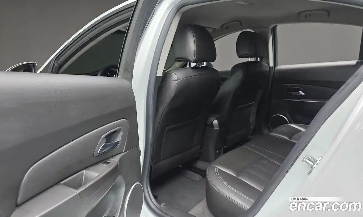 Chevrolet Cruze 2014 1.8 Автомат в Москве № 616408, фото 18