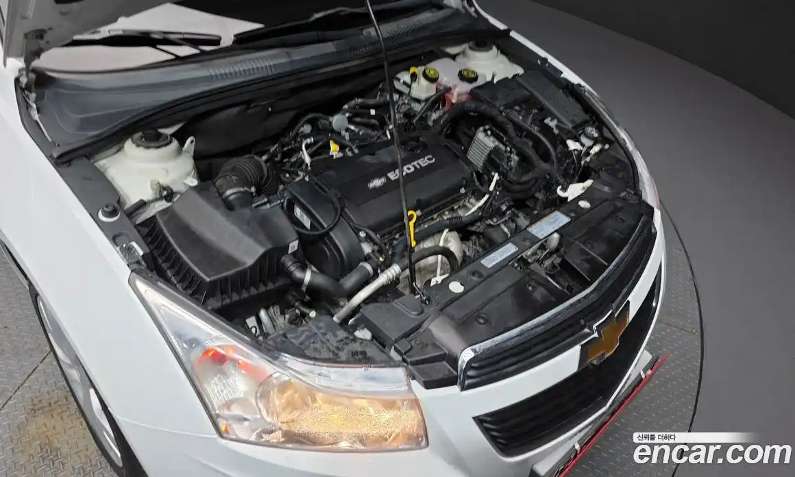 Chevrolet Cruze 2014 1.8 Автомат в Москве № 616408, фото 6