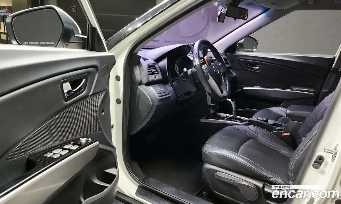 SsangYong TIBOLI 2016 1.6 Автомат в Москве № 617284, фото 11