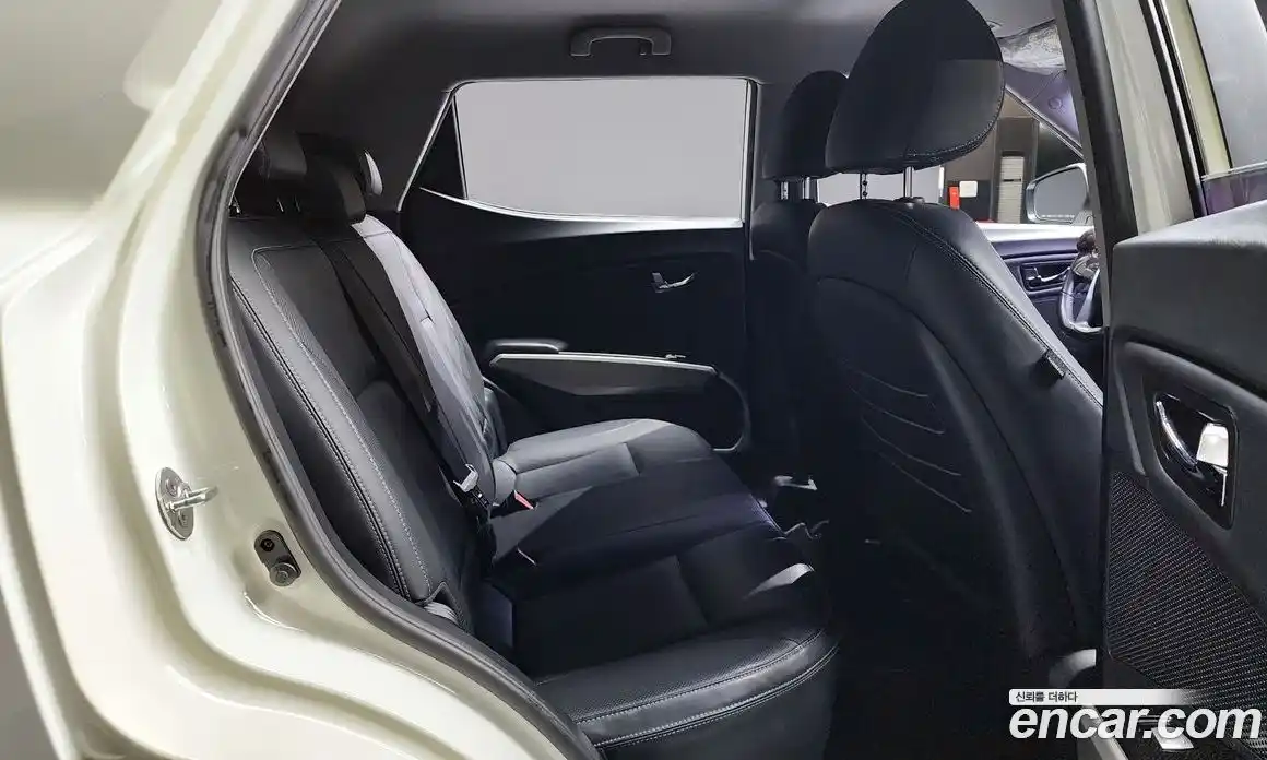 SsangYong TIBOLI 2016 1.6 Автомат в Москве № 617284, фото 12