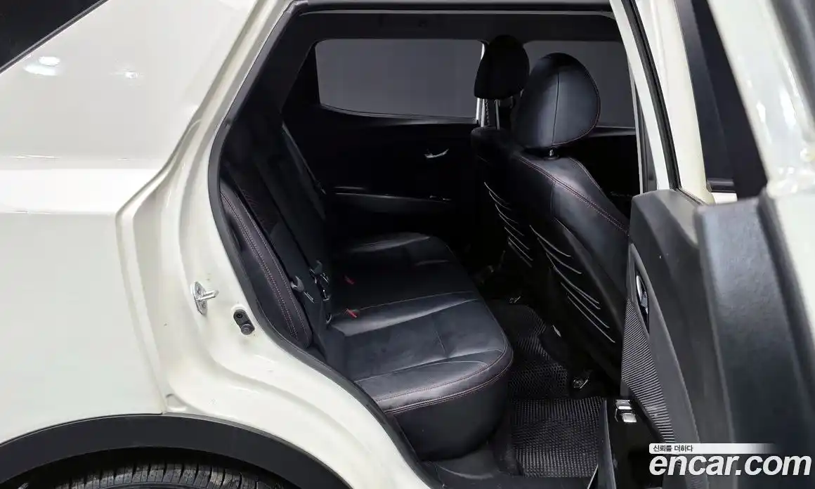 SsangYong TIBOLI 2016 1.6 Автомат в Москве № 617388, фото 12