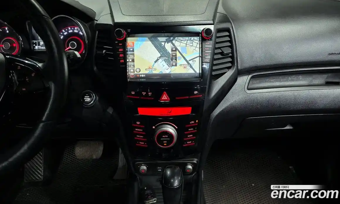 SsangYong TIBOLI 2016 1.6 Автомат в Москве № 617388, фото 14