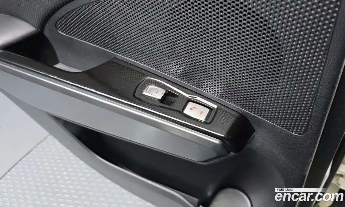 SsangYong TIBOLI 2016 1.6 Автомат в Москве № 617388, фото 19