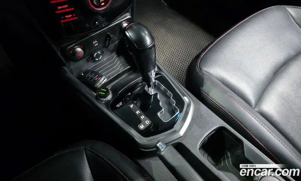 SsangYong TIBOLI 2016 1.6 Автомат в Москве № 617388, фото 9