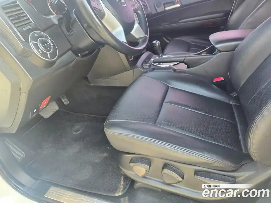 SsangYong Korando 2016 2.0 Автомат в Москве № 617985, фото 7