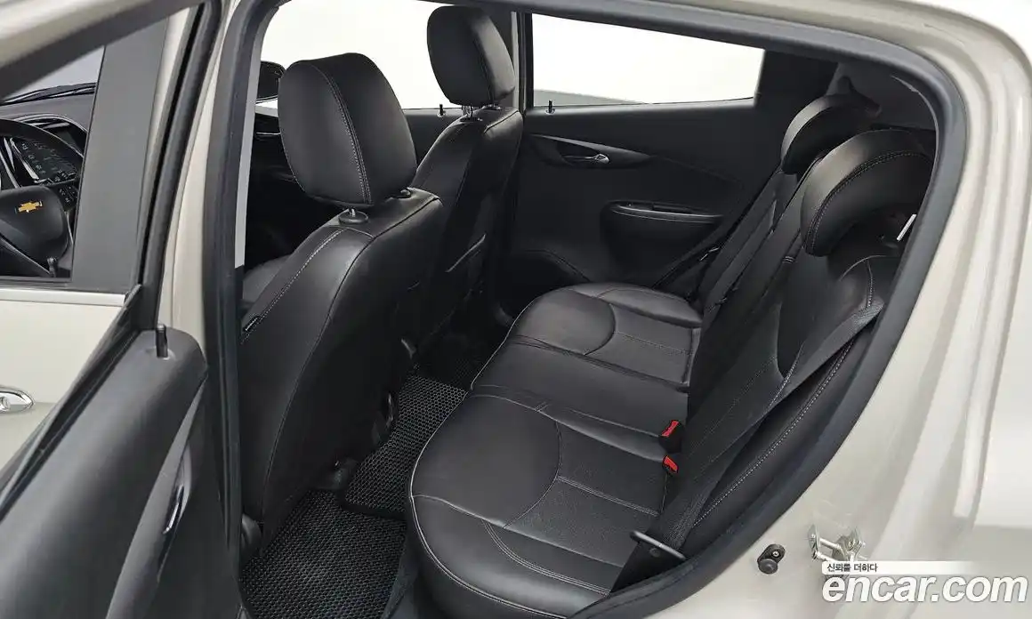 Chevrolet Spark 2016 1.0 Автомат в Москве № 618238, фото 12