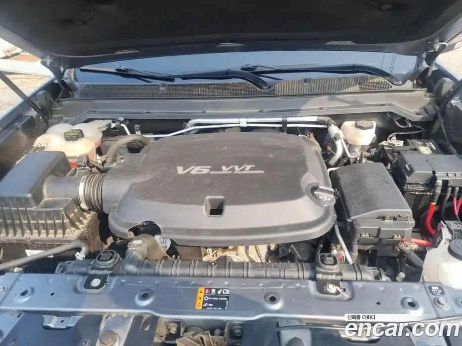 Chevrolet Colorado 2023 3.6 Автомат в Москве № 618332, фото 9