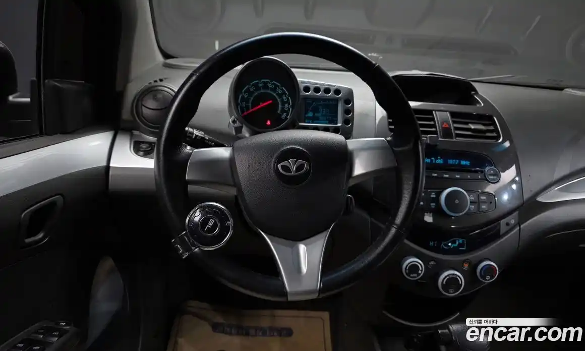 Chevrolet Matiz 2011 1.0 Автомат в Москве № 618904, фото 13