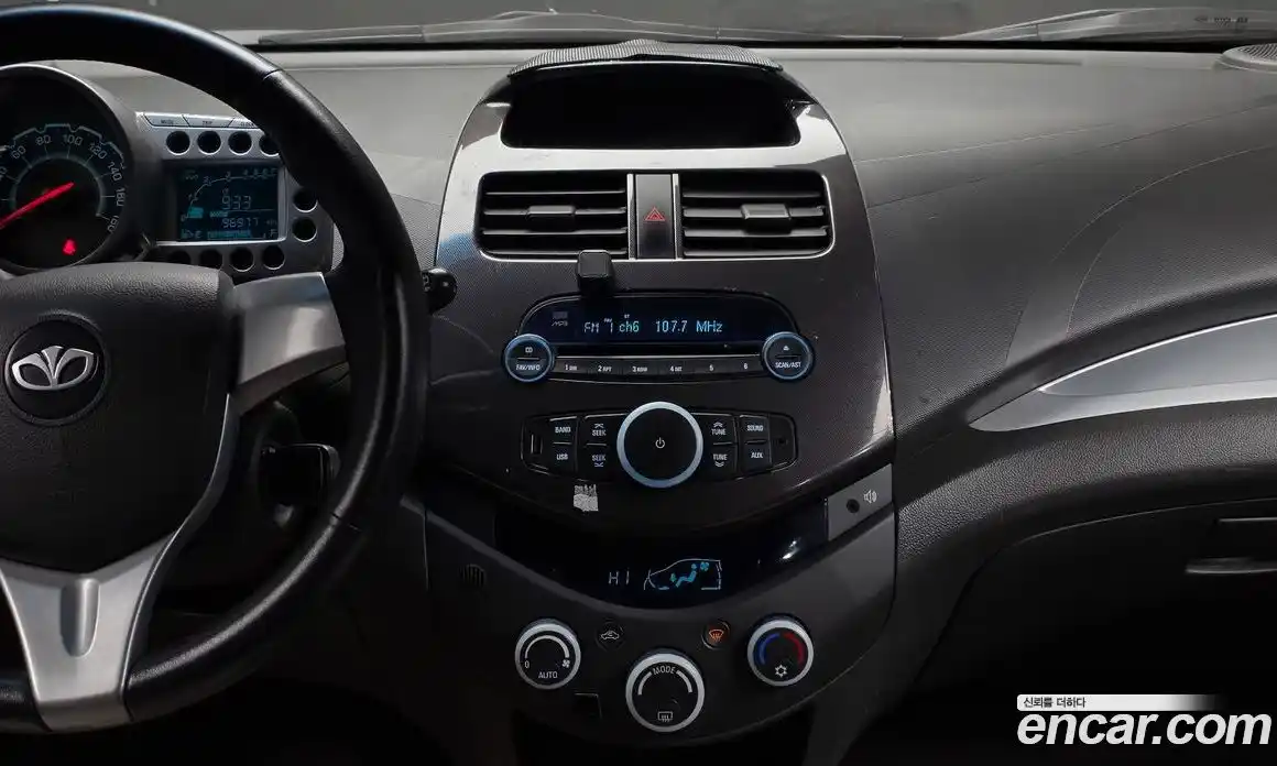 Chevrolet Matiz 2011 1.0 Автомат в Москве № 618904, фото 14