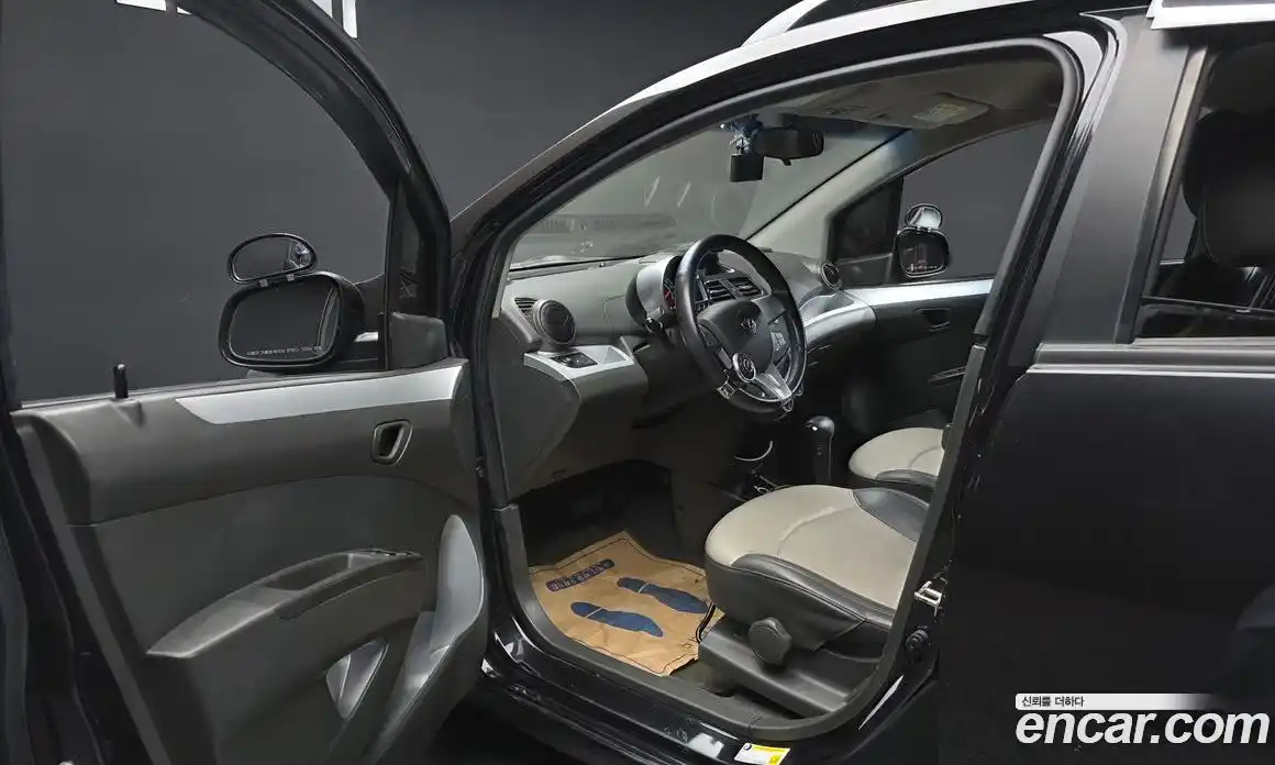 Chevrolet Matiz 2011 1.0 Автомат в Москве № 618904, фото 10