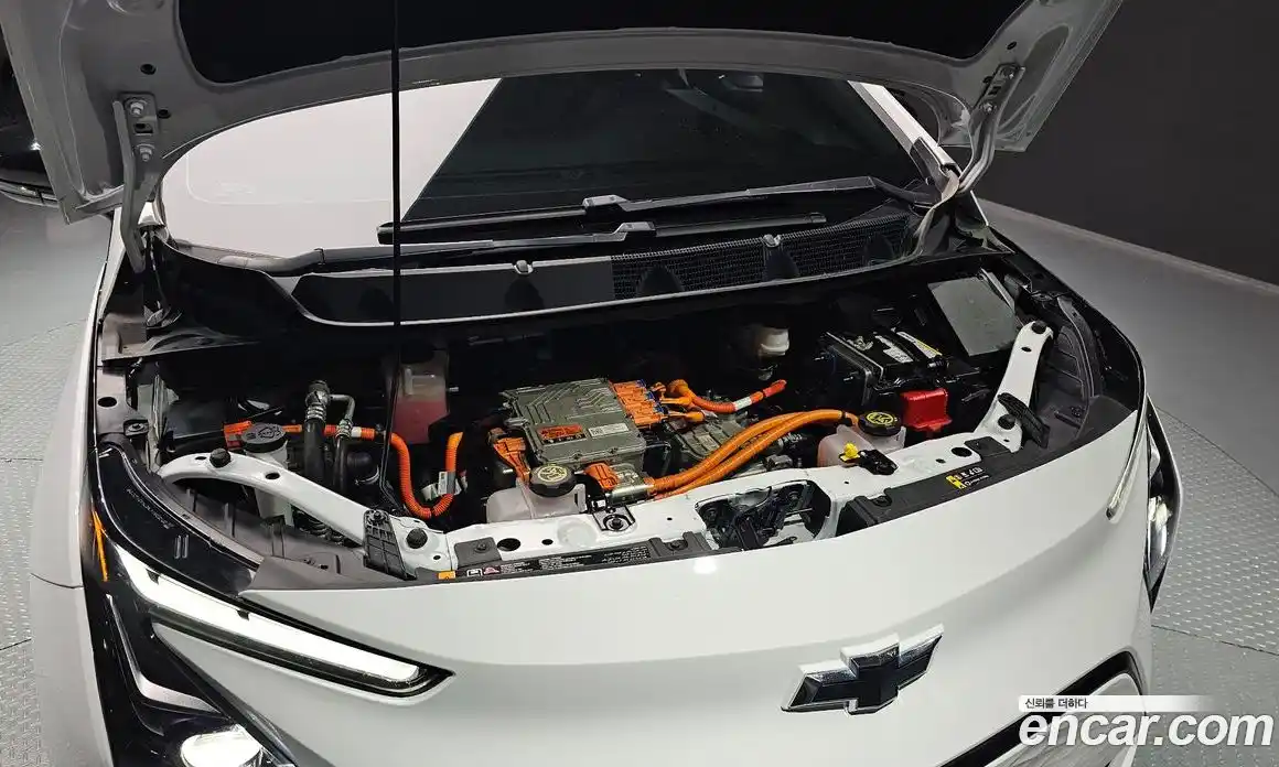 Chevrolet Bolt EV 2022 0.2 Автомат в Москве № 619079, фото 6