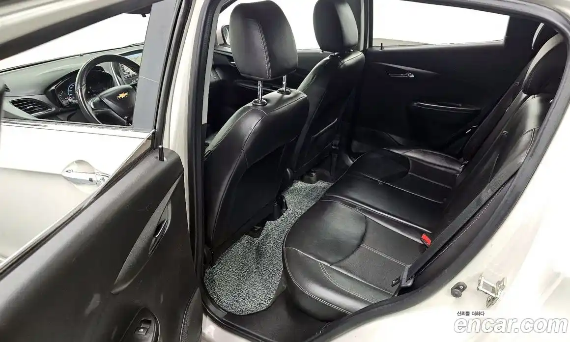 Chevrolet Spark 2016 1.0 Автомат в Москве № 619092, фото 11