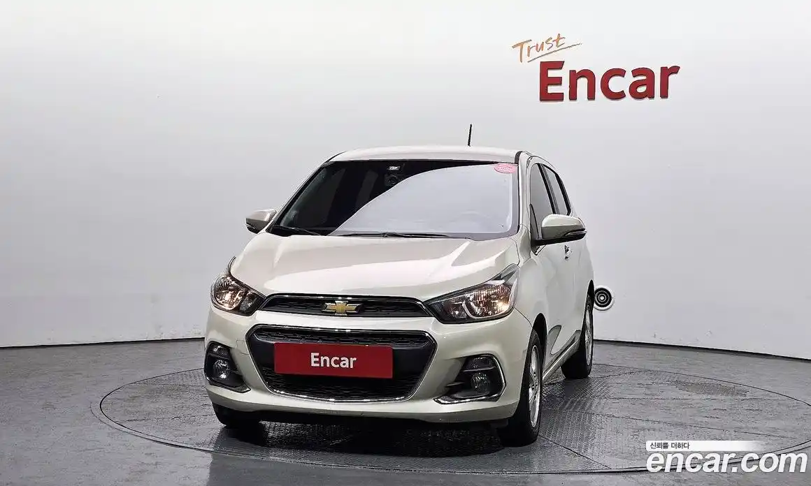Chevrolet Spark 2016 1.0 Автомат в Москве № 619092, фото 3