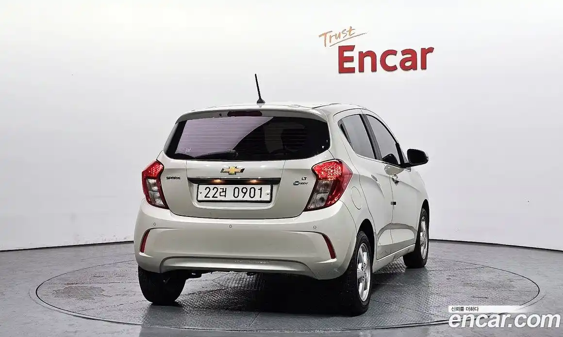 Chevrolet Spark 2016 1.0 Автомат в Москве № 619092, фото 4