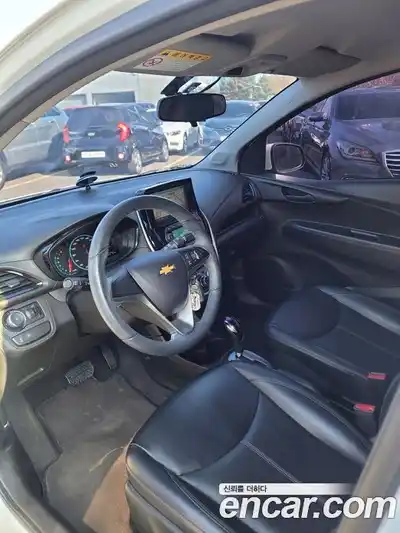 Chevrolet Spark 2016 1.0 Автомат в Москве № 619259, миниатюра 4