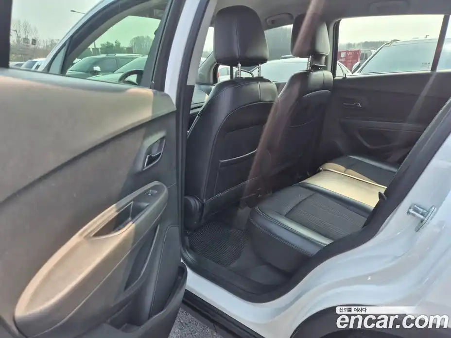 Chevrolet Trax 2014 1.4 Автомат в Москве № 619278, фото 11