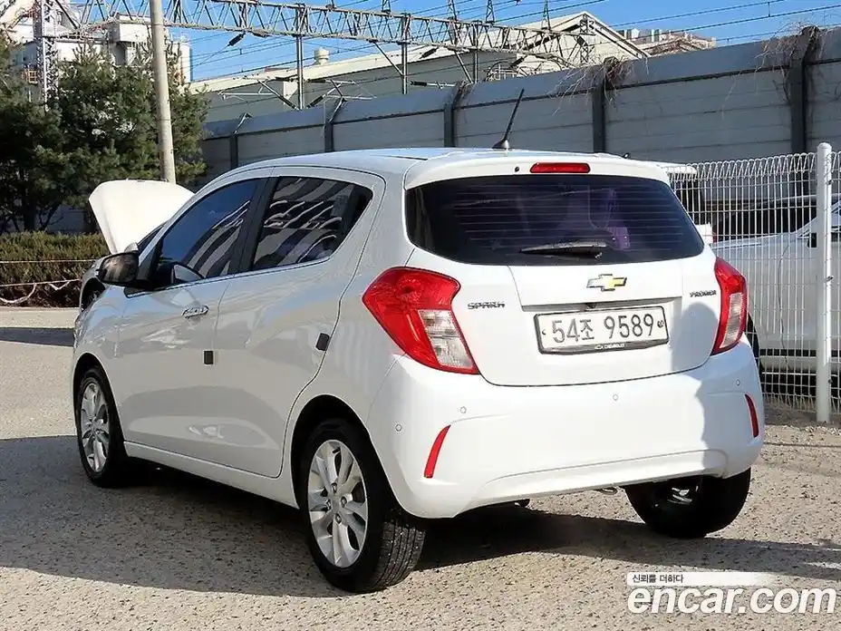 Chevrolet Spark 2019 1.0 Автомат в Москве № 619477, фото 3