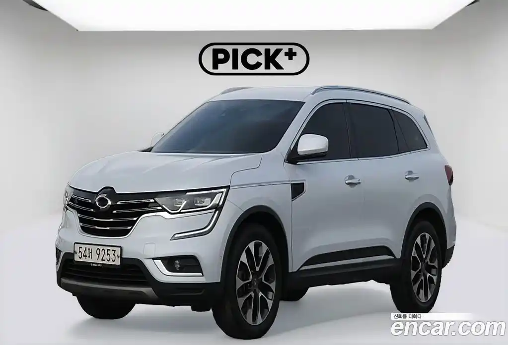 Renault QM6 2017 2.0 Автомат в Москве № 619765, фото 1