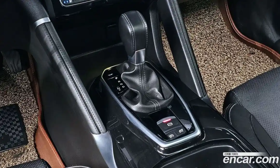 Renault QM6 2017 2.0 Автомат в Москве № 619965, фото 9