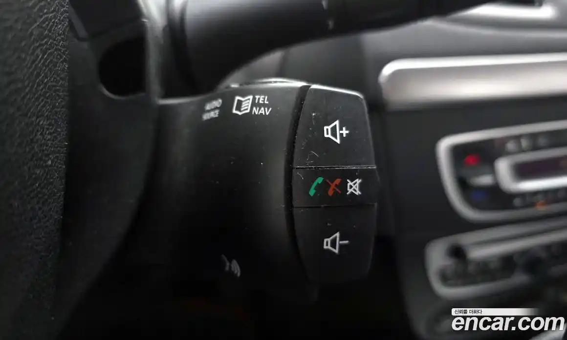 Renault SM3 2010 1.6 Автомат в Москве № 620074, фото 17