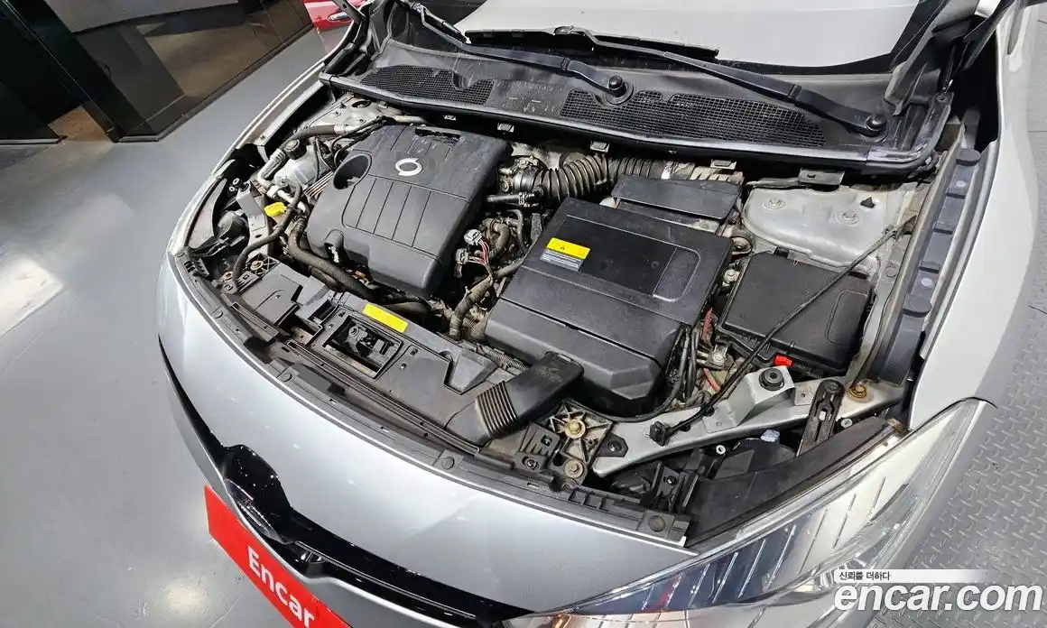 Renault SM3 2010 1.6 Автомат в Москве № 620074, фото 6