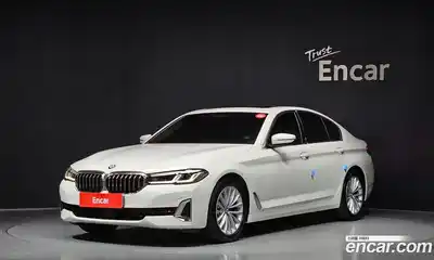 BMW 5-Series, 2022