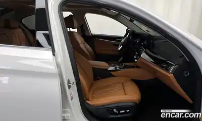 BMW 5-Series 2022 2.0 Автомат в Москве № 621056, миниатюра 11