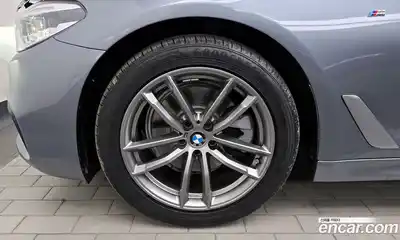 BMW 5-Series 2018 2.0 Автомат в Москве № 621471, миниатюра 5
