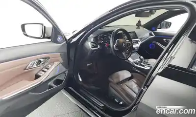 BMW 3-Series 2022 3.0 Автомат в Москве № 621539, миниатюра 10