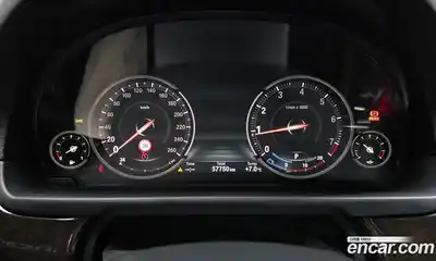 BMW 5-Series 2014 2.0 Автомат в Москве № 621892, миниатюра 8