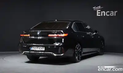 BMW 7-Series 2023 3.0 Автомат в Москве № 621909, миниатюра 2