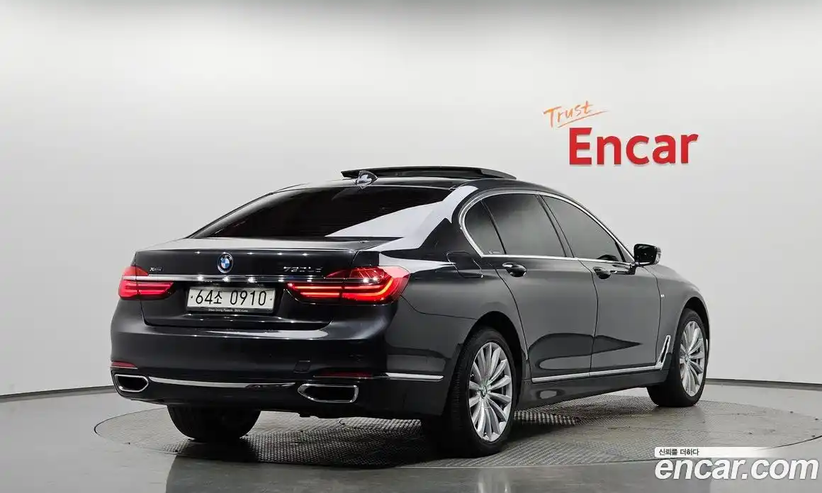 BMW 7-Series 2016 3.0 Автомат в Москве № 622139, фото 1