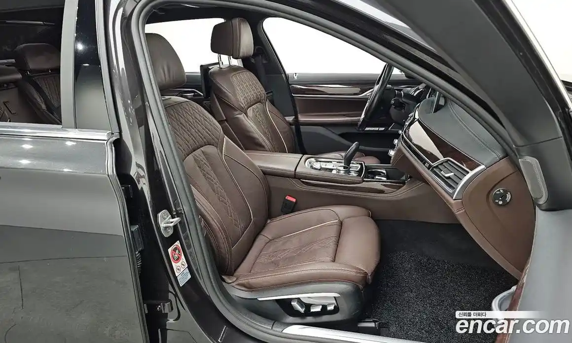 BMW 7-Series 2016 3.0 Автомат в Москве № 622139, фото 9