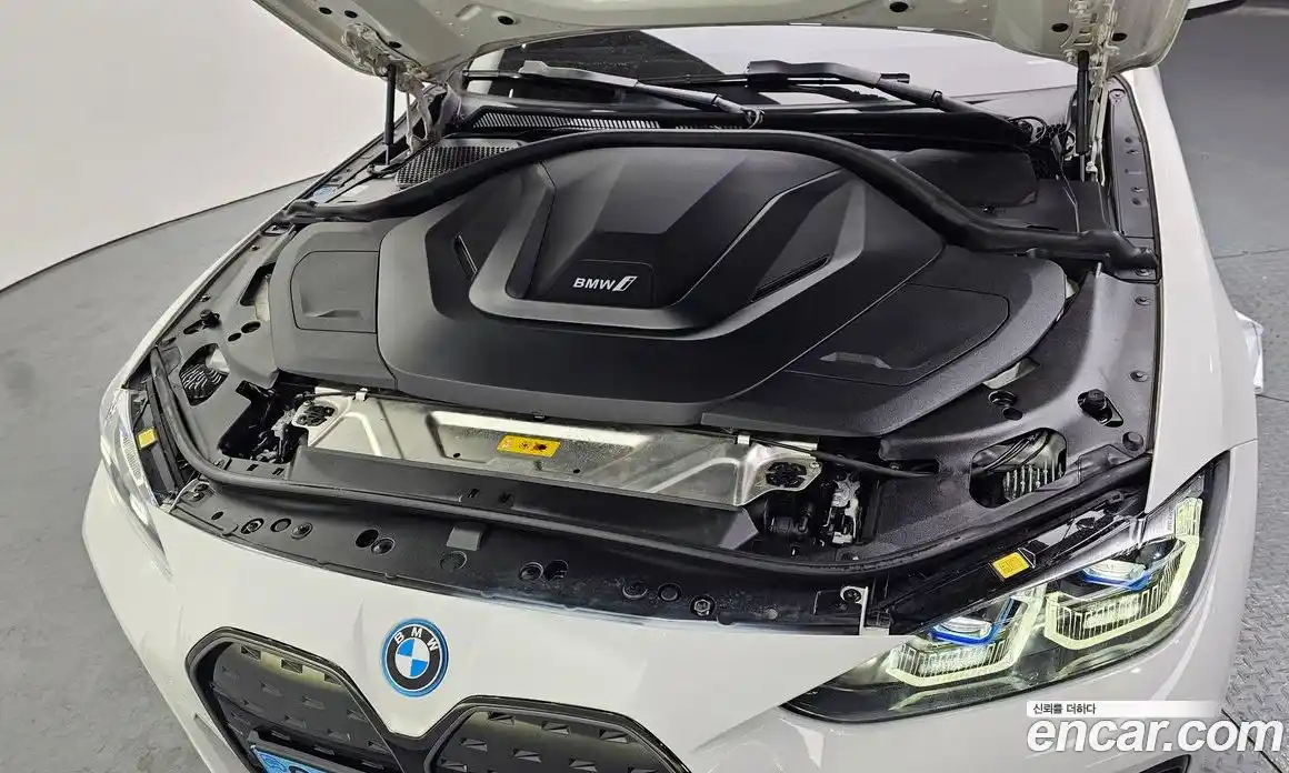 BMW i4 2023 0.2 Автомат в Москве № 622476, фото 6