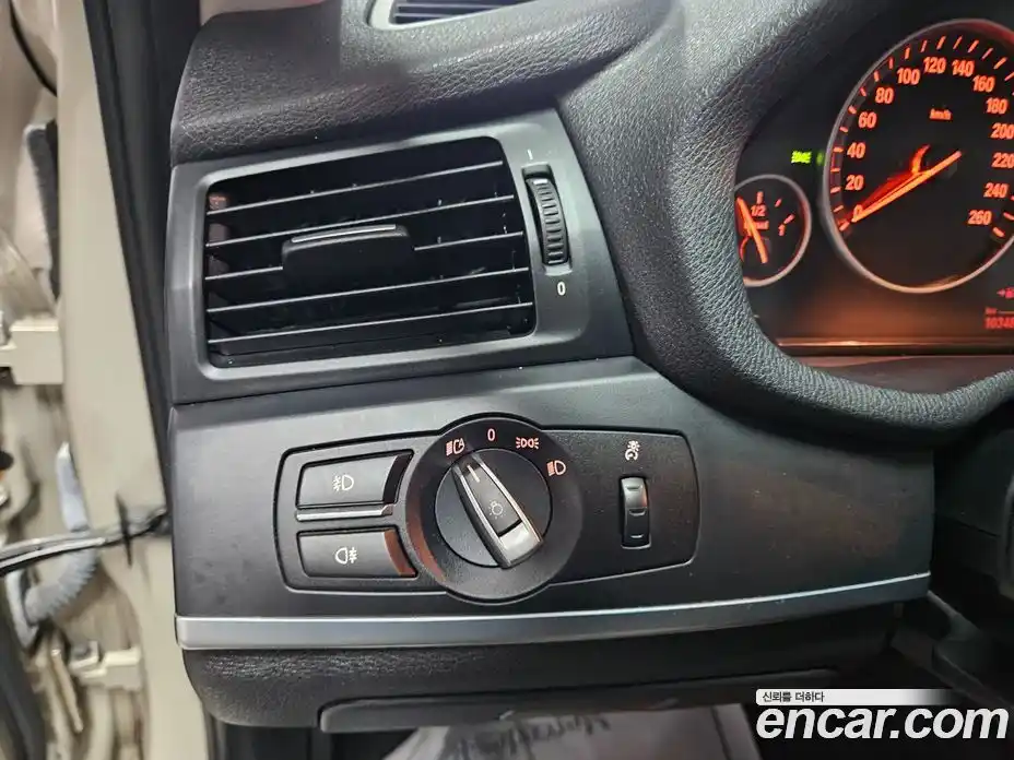 BMW X3 2013 2.0 Автомат в Москве № 622520, фото 15